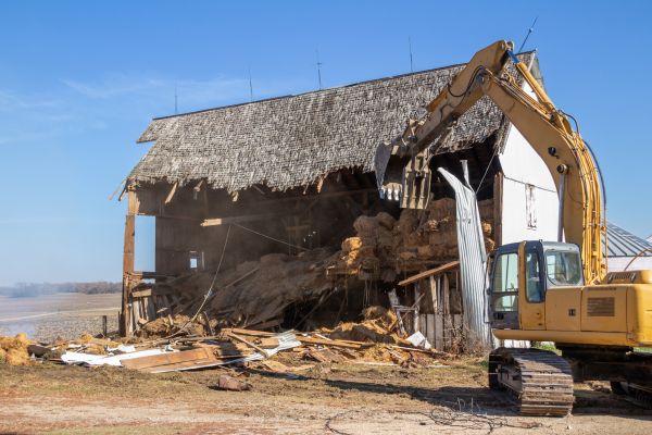 Barn Demolition in Ringgold